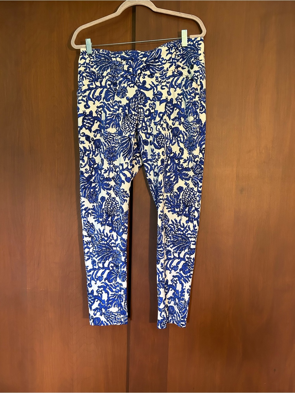 Lilly Pulitzer Luxletic Blue & White pants